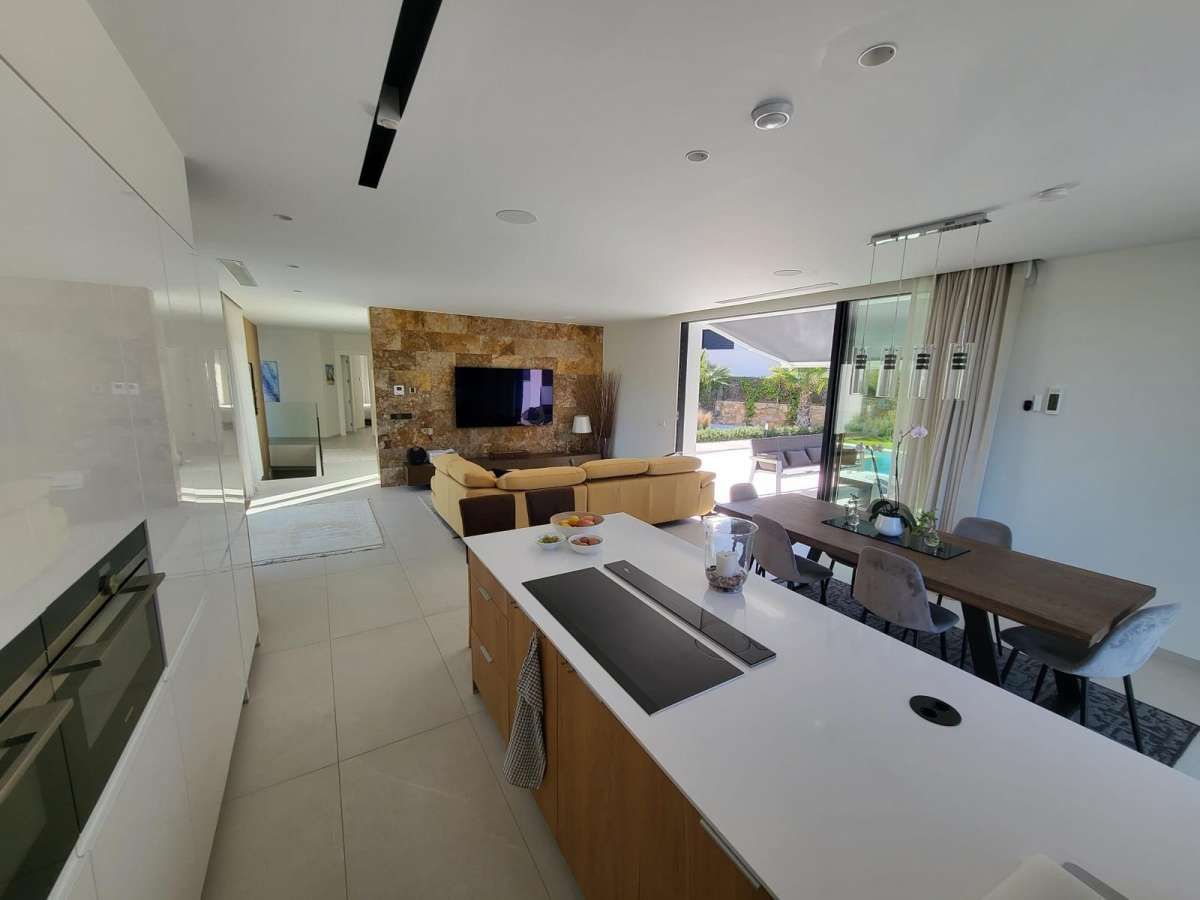 5-Bedroom Villa in Las Colinas Golf, Orihuela - Image 10