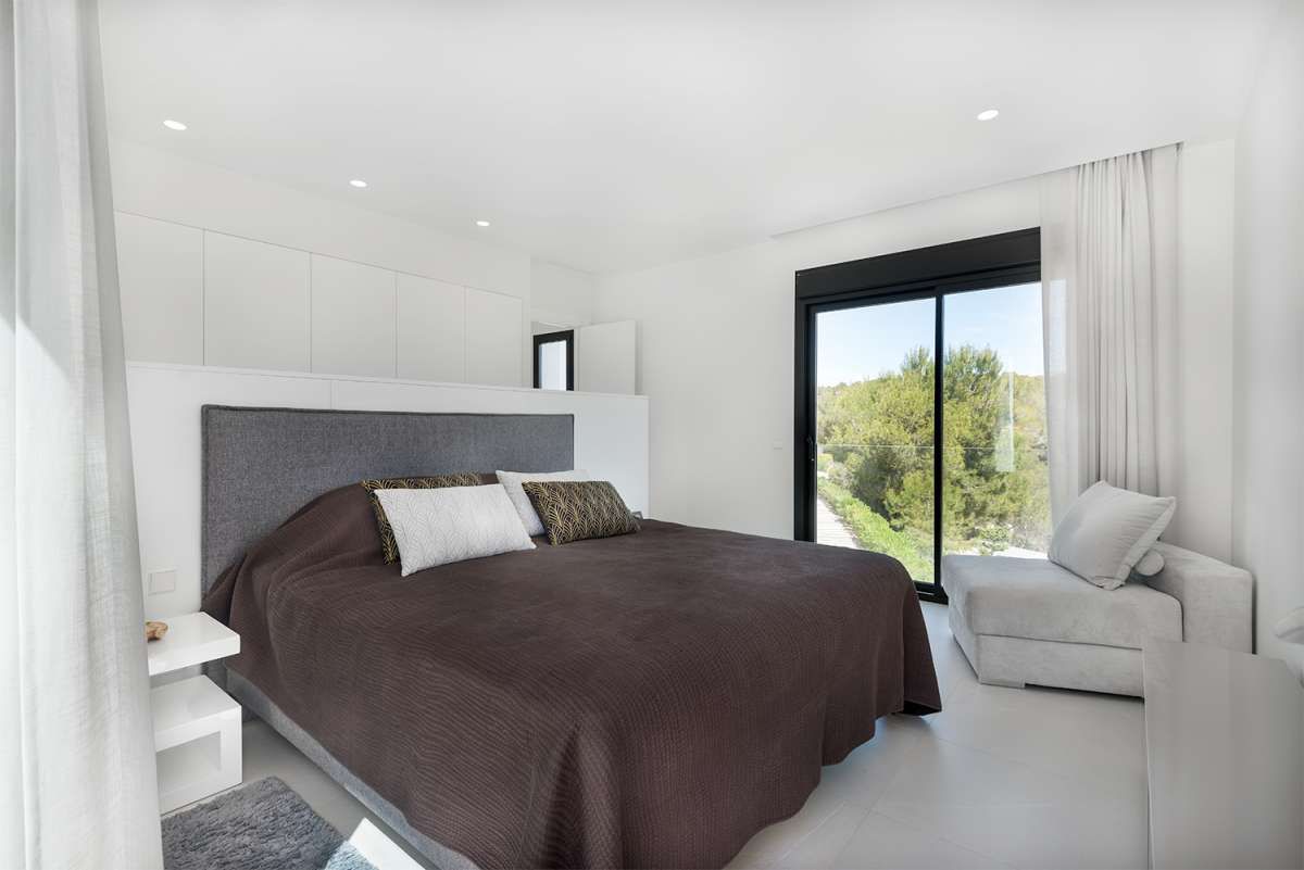 5-Bedroom Villa in Las Colinas Golf, Orihuela - Image 13