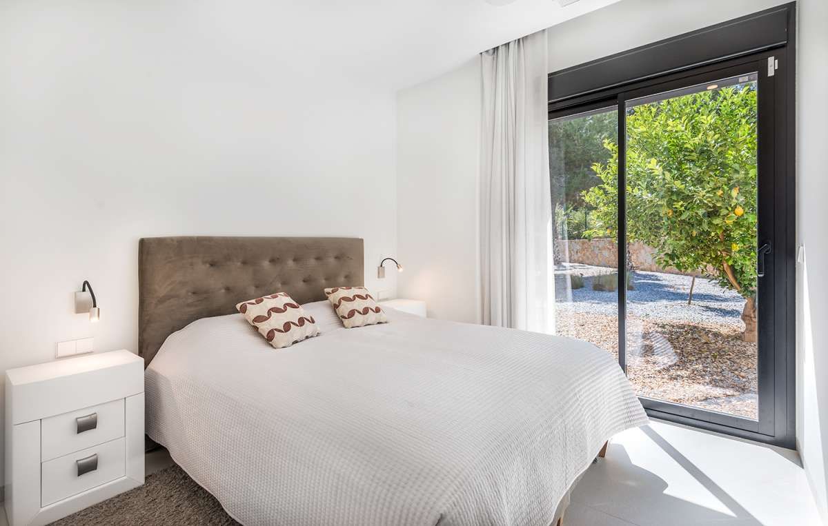 5-Bedroom Villa in Las Colinas Golf, Orihuela - Image 17