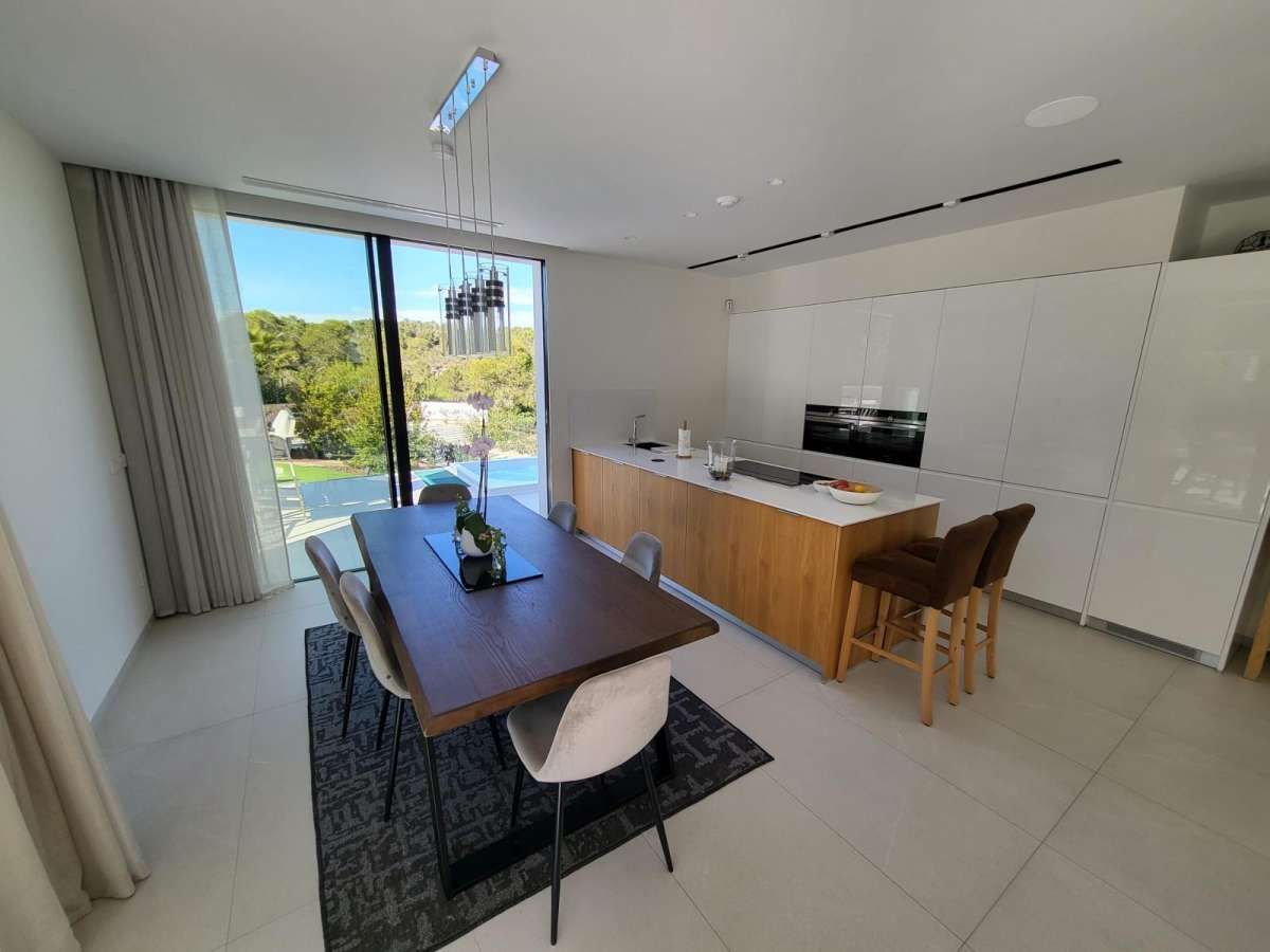 5-Bedroom Villa in Las Colinas Golf, Orihuela - Image 7