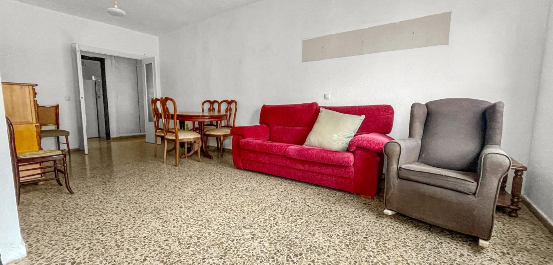 4-Bedroom Apartment in Pueblo, Guardamar del Segura - Image 20