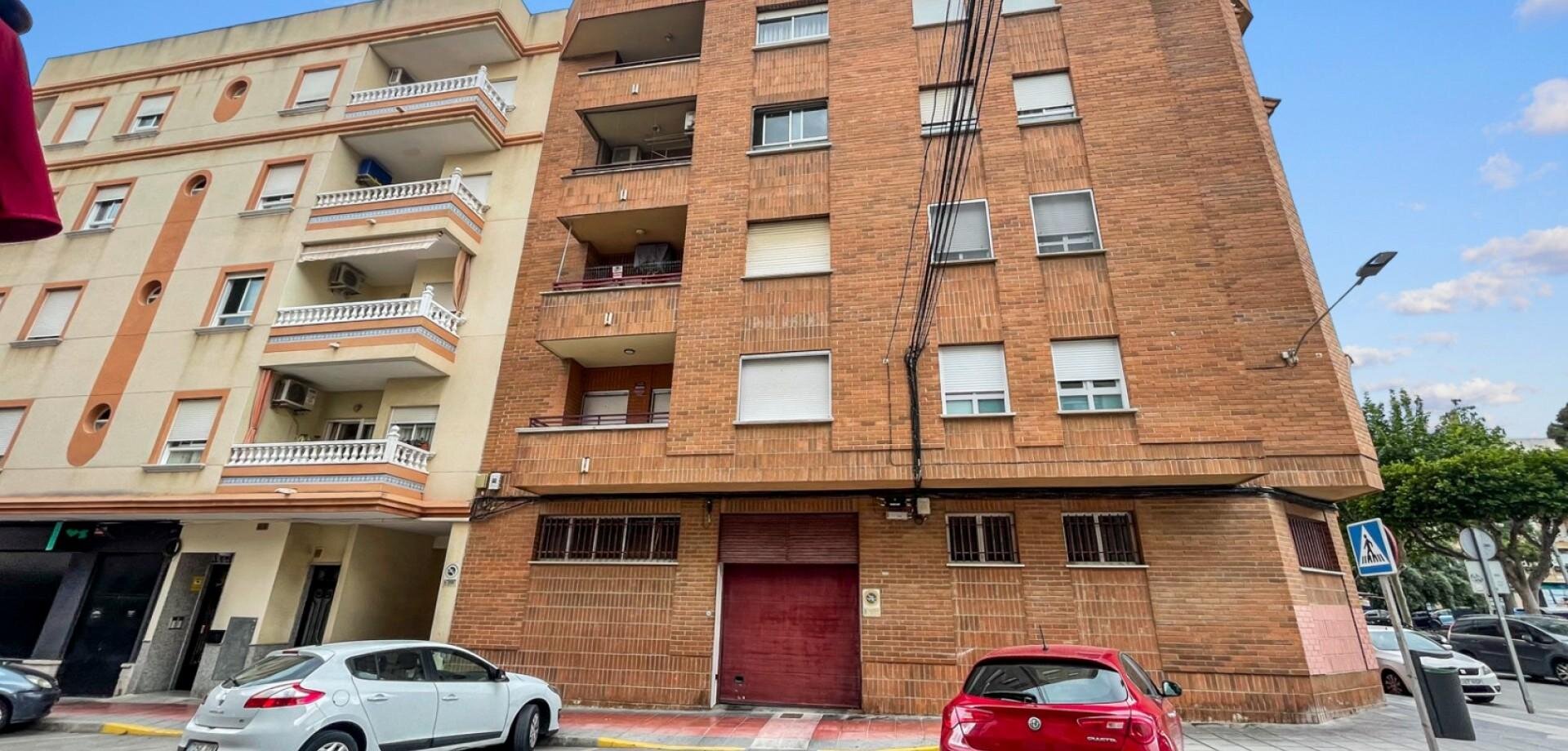 4-Bedroom Apartment in Pueblo, Guardamar del Segura - Image 22