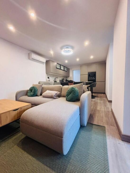 4-Bedroom House in Pueblo 9, San Miguel de Salinas - Image 2