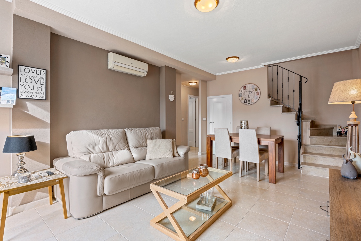 3-Bedroom Apartment in San Cayetano, Torre - Pacheco - Image 1