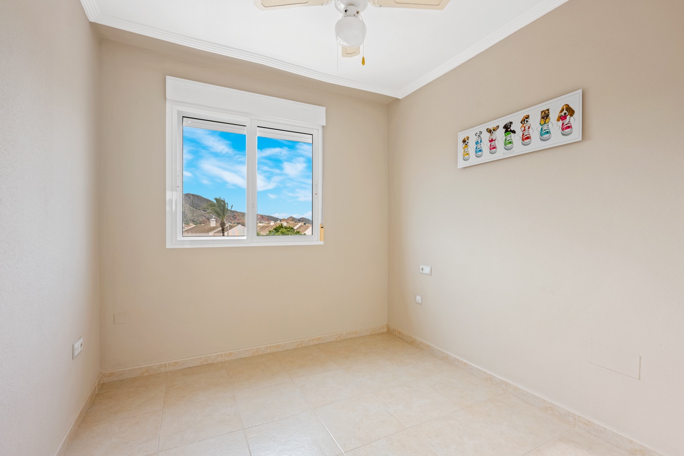 3-Bedroom Apartment in San Cayetano, Torre - Pacheco - Image 15