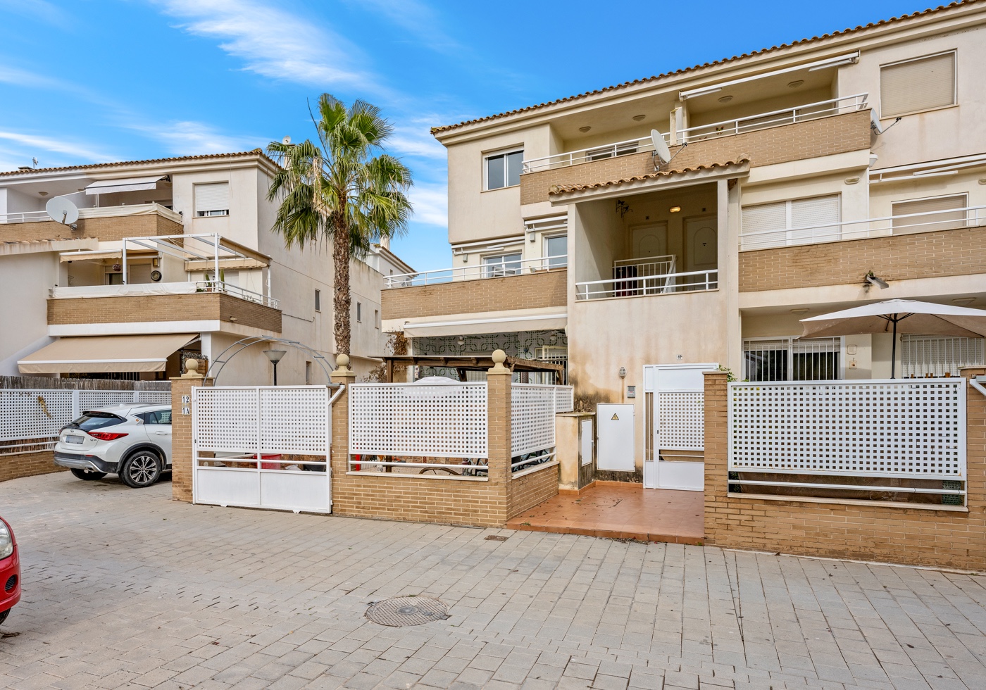 3-Bedroom Apartment in San Cayetano, Torre - Pacheco - Image 4