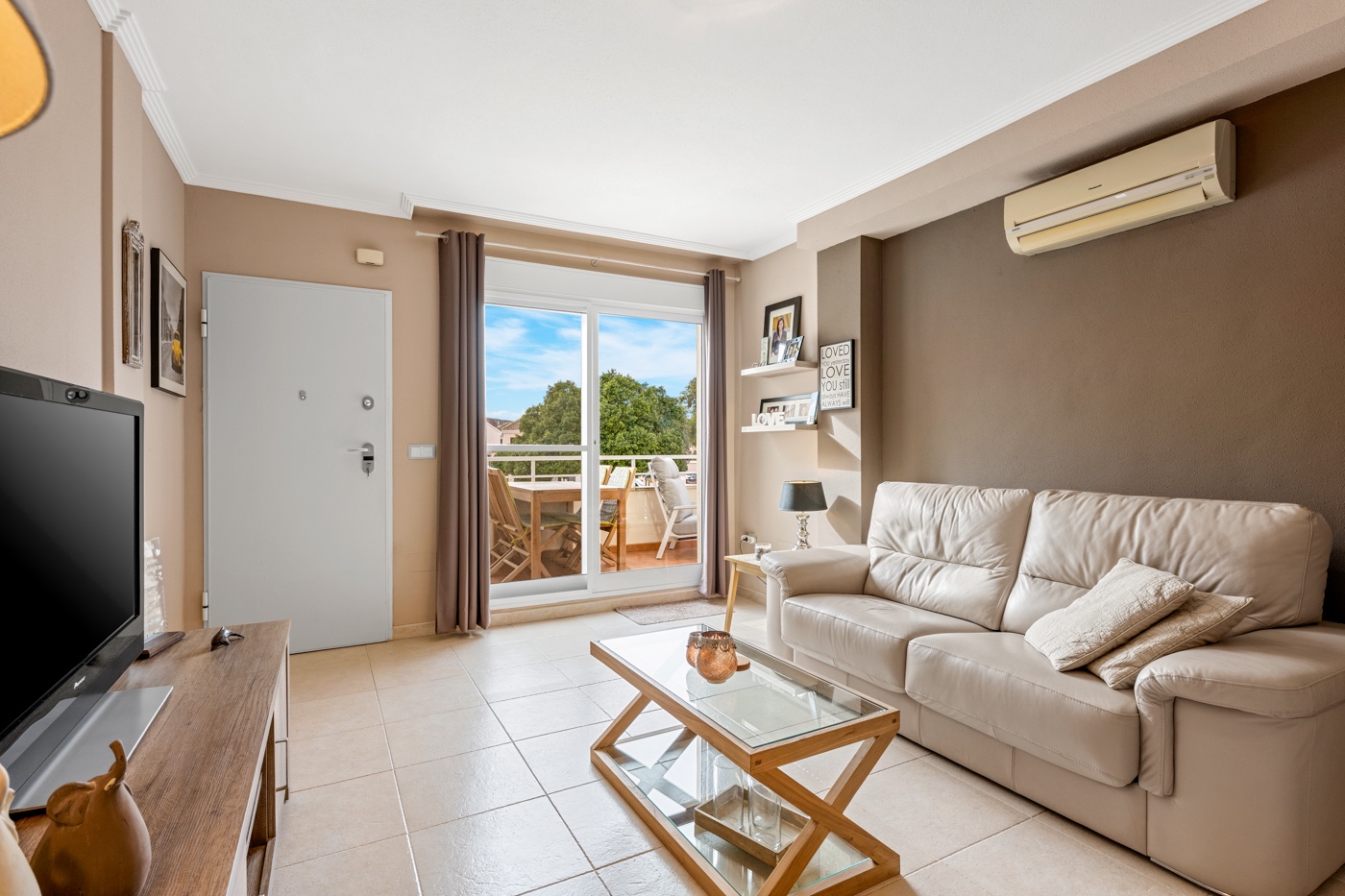 3-Bedroom Apartment in San Cayetano, Torre - Pacheco - Image 6