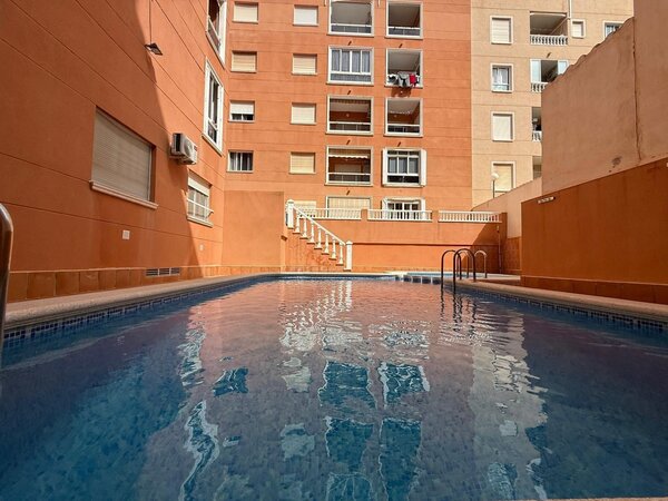 2-Bedroom Apartment in Estacion de Autobuses, Torrevieja
