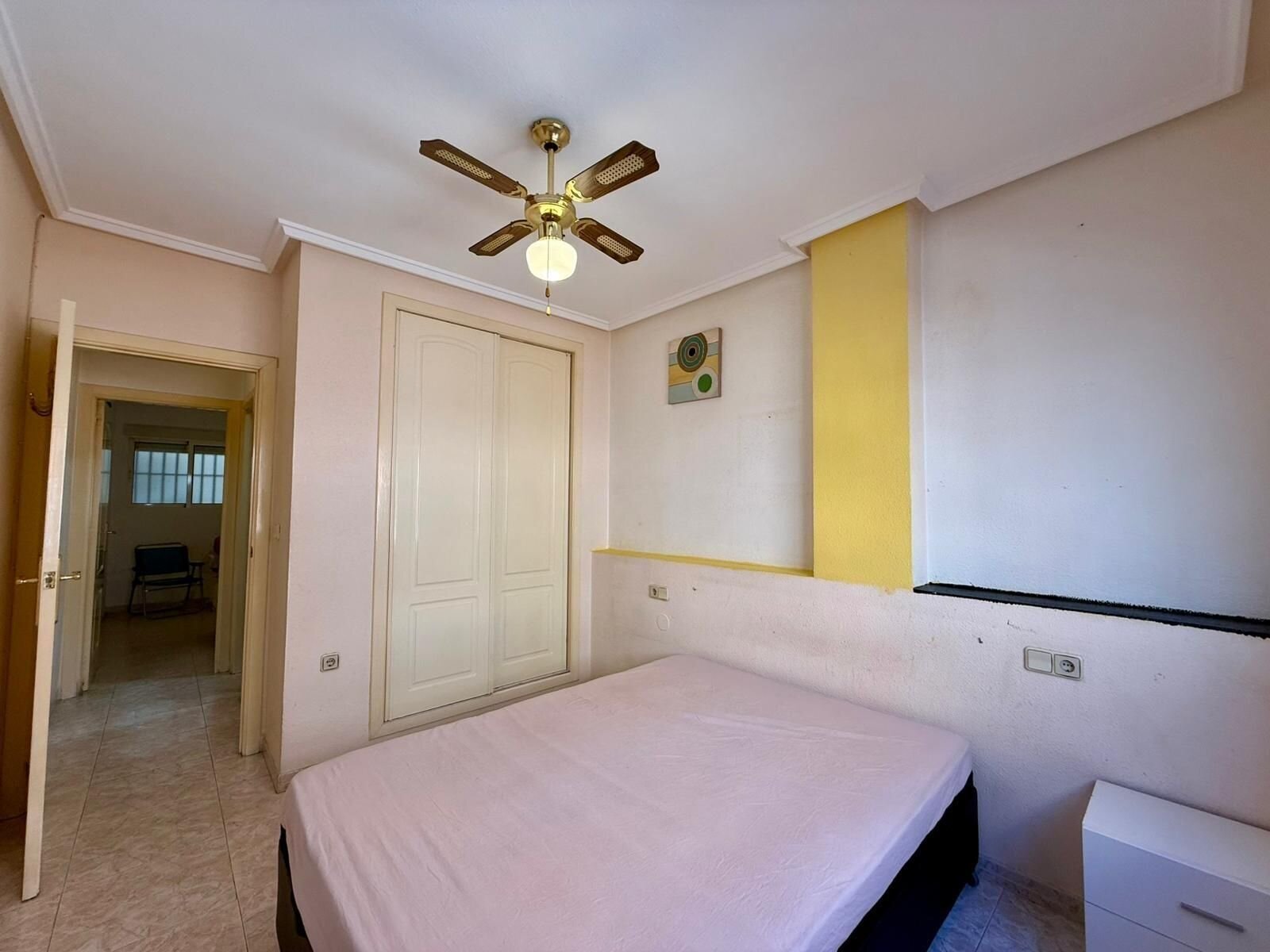 2-Bedroom Apartment in Estacion de Autobuses, Torrevieja - Image 20