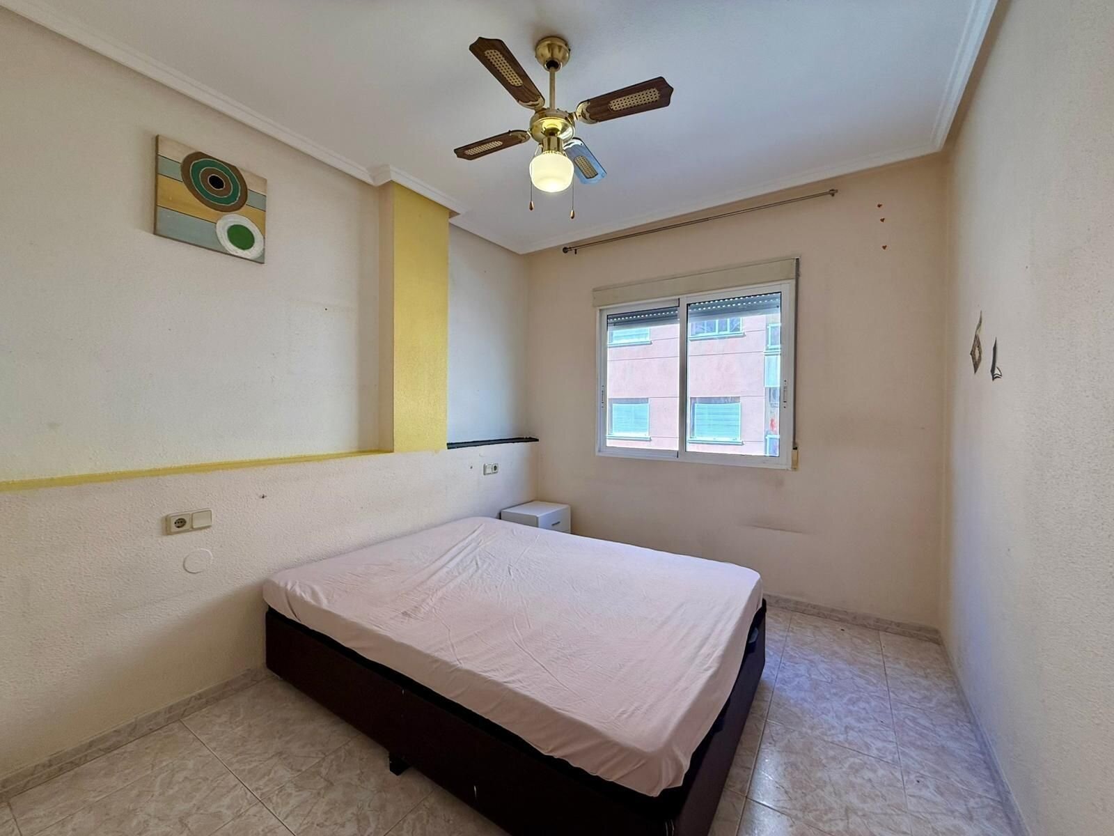 2-Bedroom Apartment in Estacion de Autobuses, Torrevieja - Image 23