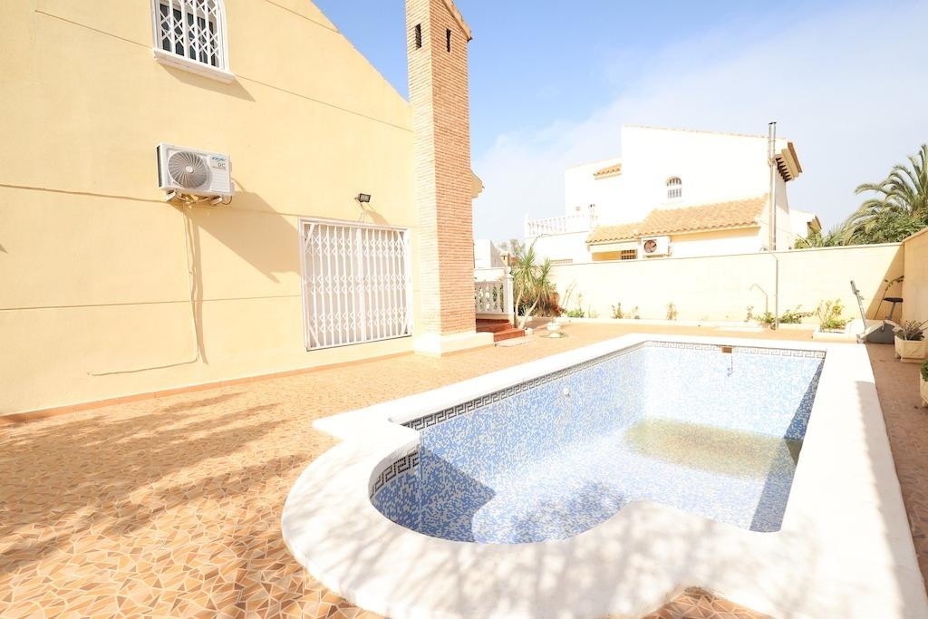 4-Bedroom Detached House in Playa Flamenca, Orihuela Cost... - Image 21