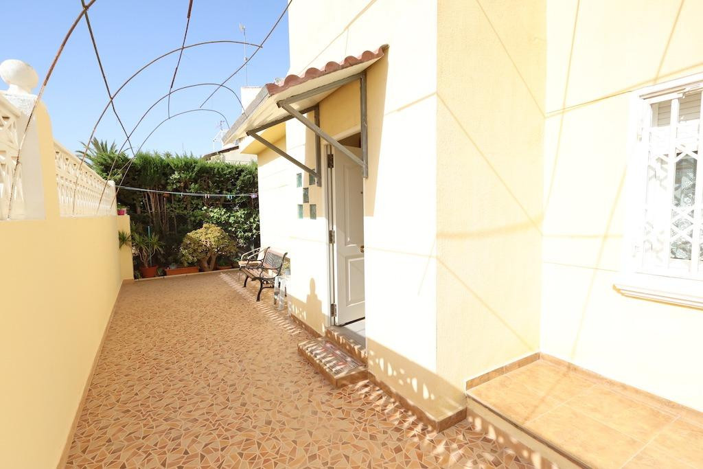 4-Bedroom Detached House in Playa Flamenca, Orihuela Cost... - Image 22