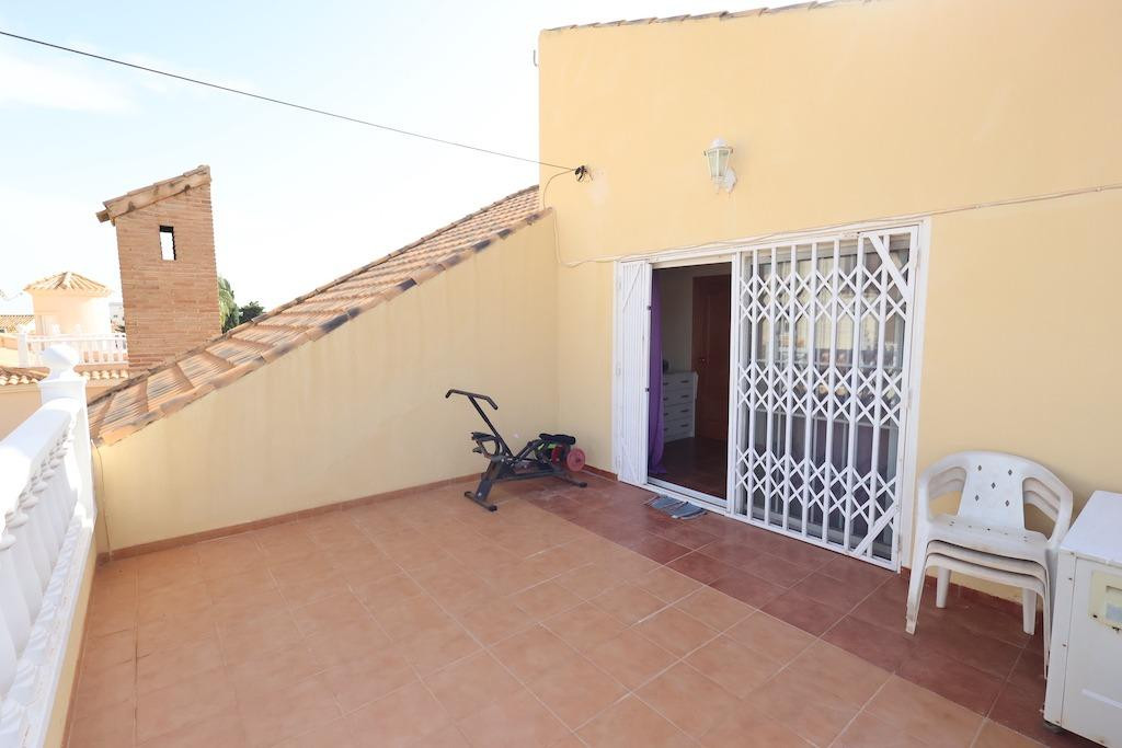 4-Bedroom Detached House in Playa Flamenca, Orihuela Cost... - Image 25