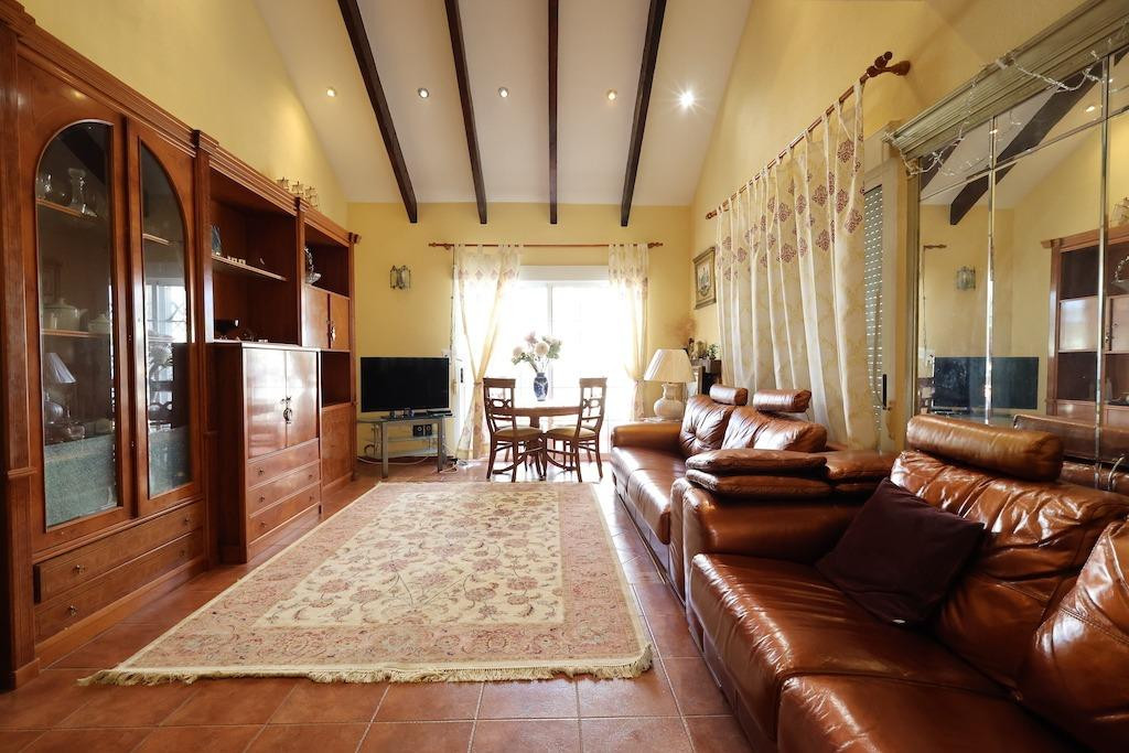 4-Bedroom Detached House in Playa Flamenca, Orihuela Cost... - Image 4