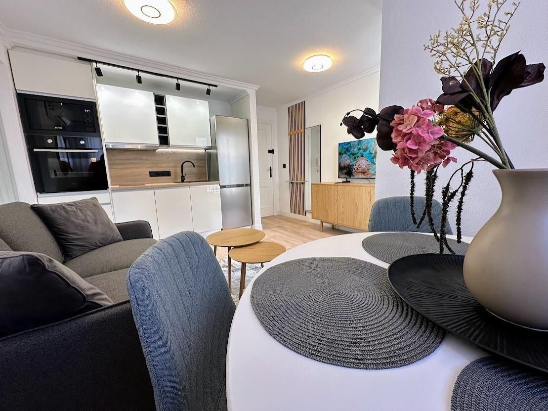 2-Bedroom Apartment in Centro, Torrevieja - Image 1