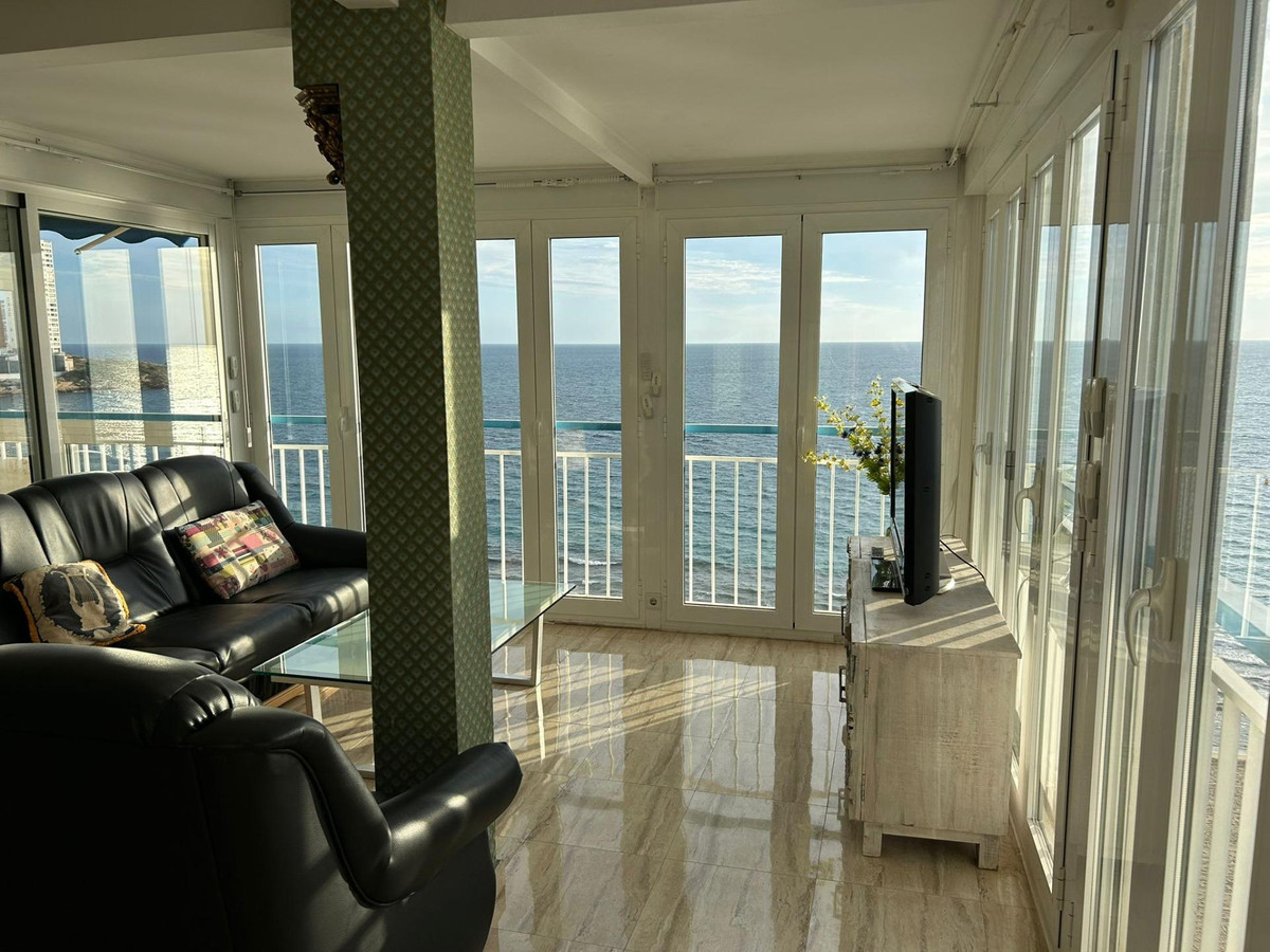 3-Bedroom Middle Floor Apartment in  Benidorm | Sunny Cas... - Image 3