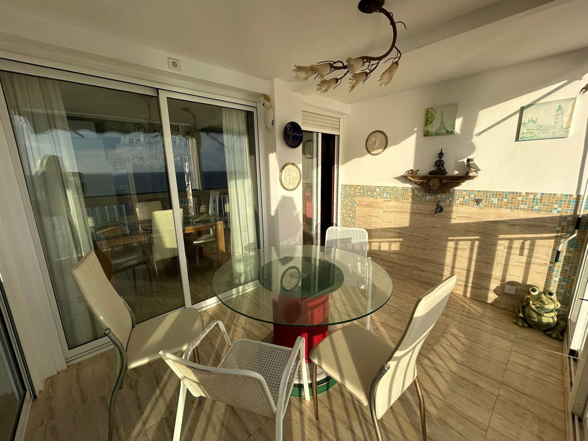 3-Bedroom Middle Floor Apartment in  Benidorm | Sunny Cas... - Image 6