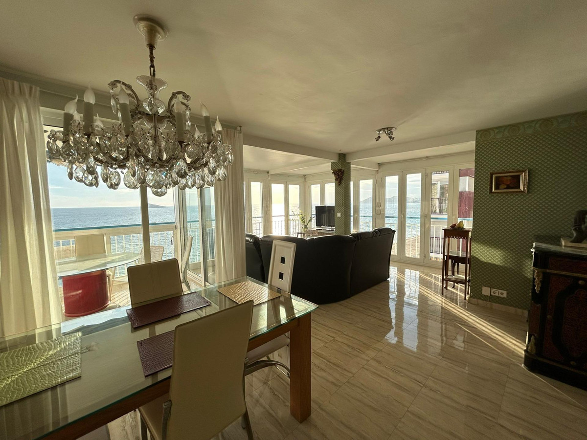 3-Bedroom Middle Floor Apartment in  Benidorm | Sunny Cas... - Image 7