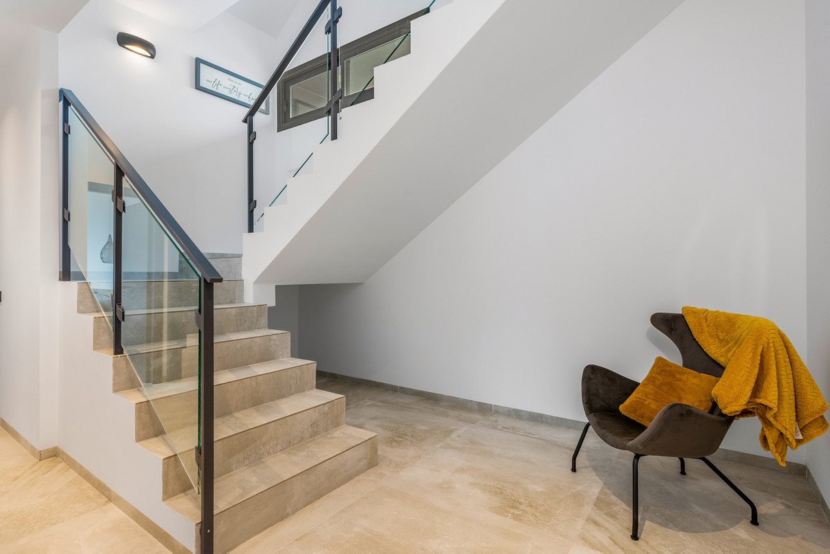 5-Bedroom Detached House in Ciudad Quesada, Rojales | Sun... - Image 22