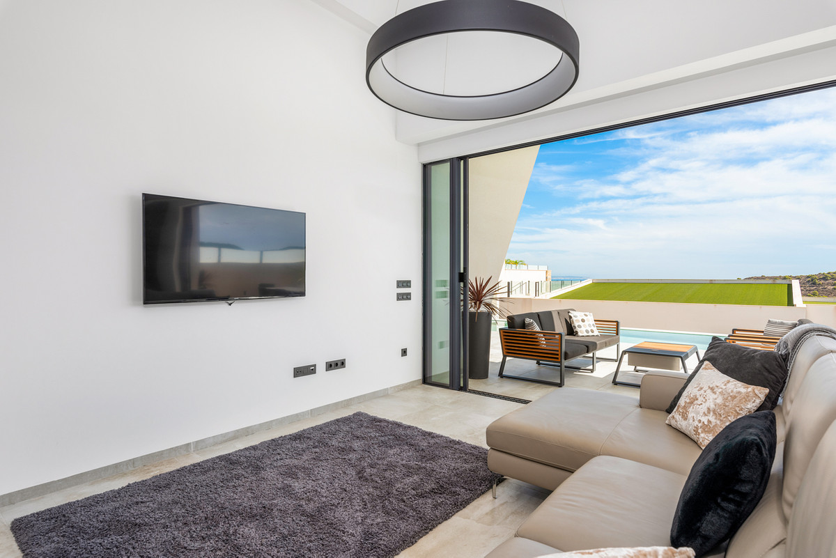 5-Bedroom Detached House in Ciudad Quesada, Rojales | Sun... - Image 6