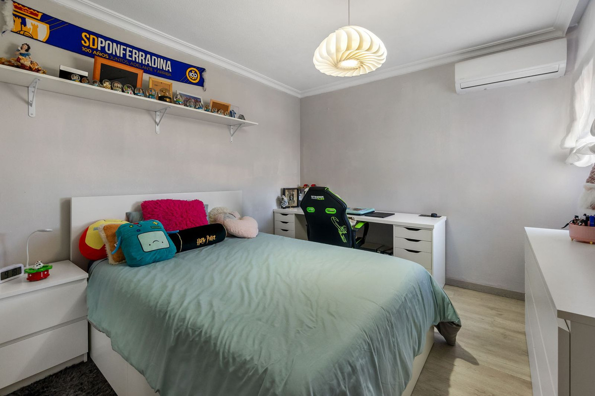 3-Bedroom Townhouse in  Torrevieja | Sunny Casas - Costa ... - Image 13