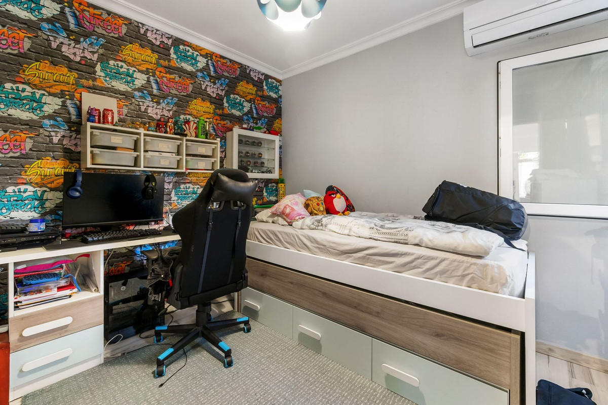 3-Bedroom Townhouse in  Torrevieja | Sunny Casas - Costa ... - Image 8