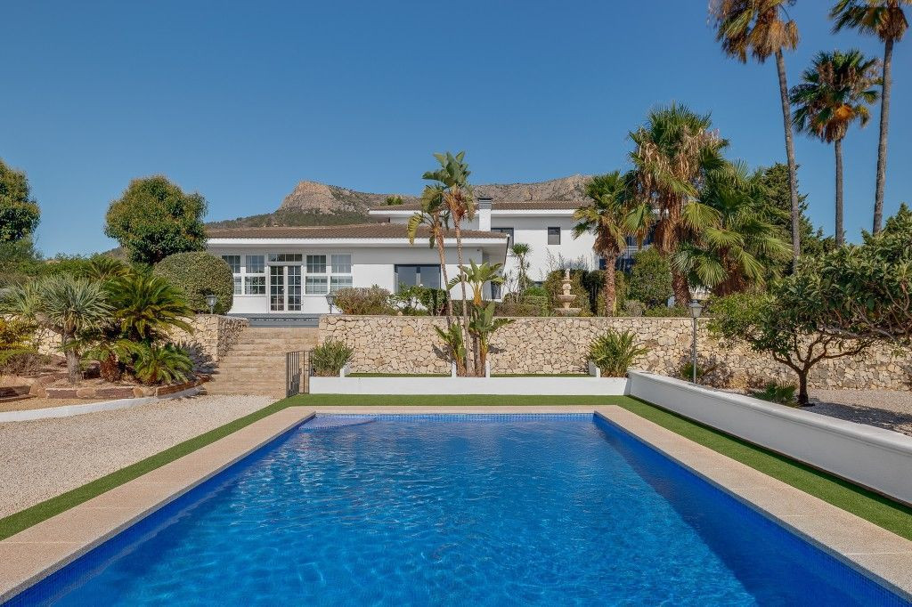 6-Bedroom Detached House in  Calpe | Sunny Casas - Costa ... - Image 2