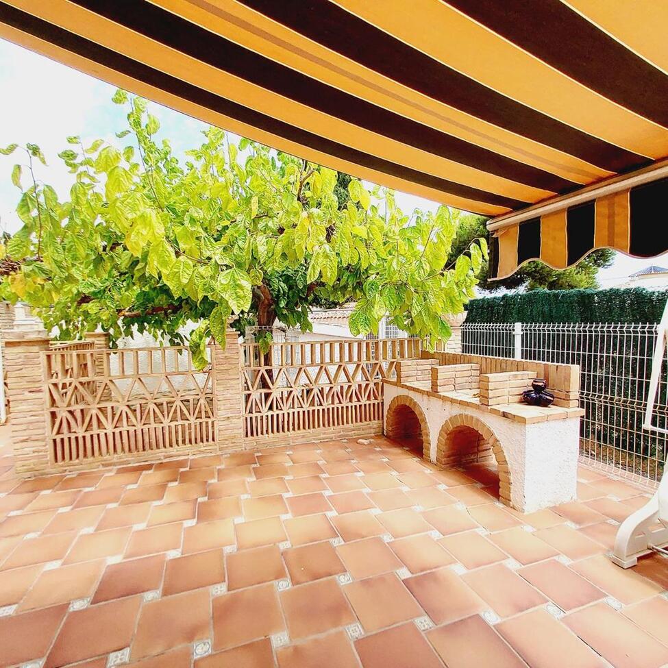 7-Bedroom Villa in Lomas de Cabo Roig, Orihuela Costa - Image 17