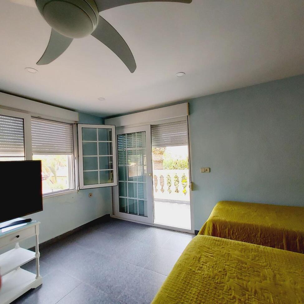 7-Bedroom Villa in Lomas de Cabo Roig, Orihuela Costa - Image 31