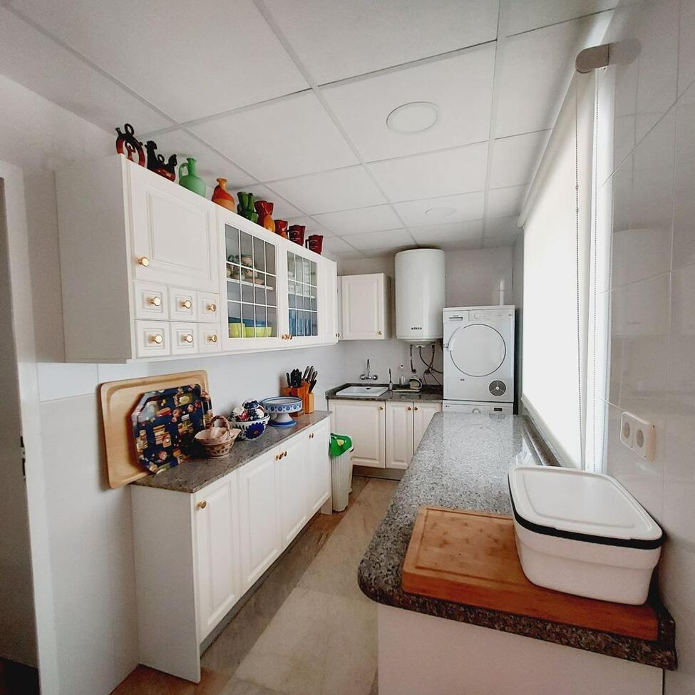 7-Bedroom Villa in Lomas de Cabo Roig, Orihuela Costa - Image 42