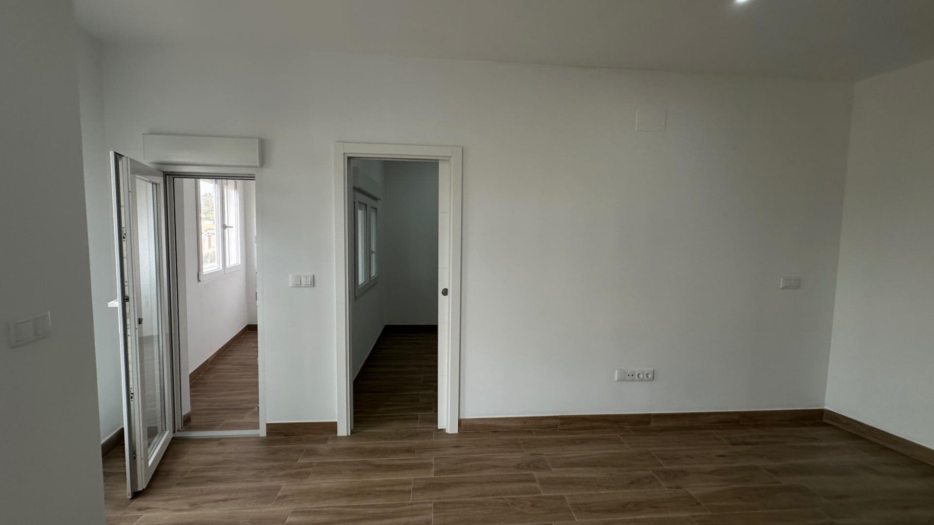 1-Bedroom Apartment in Centro, Torrevieja - Image 18