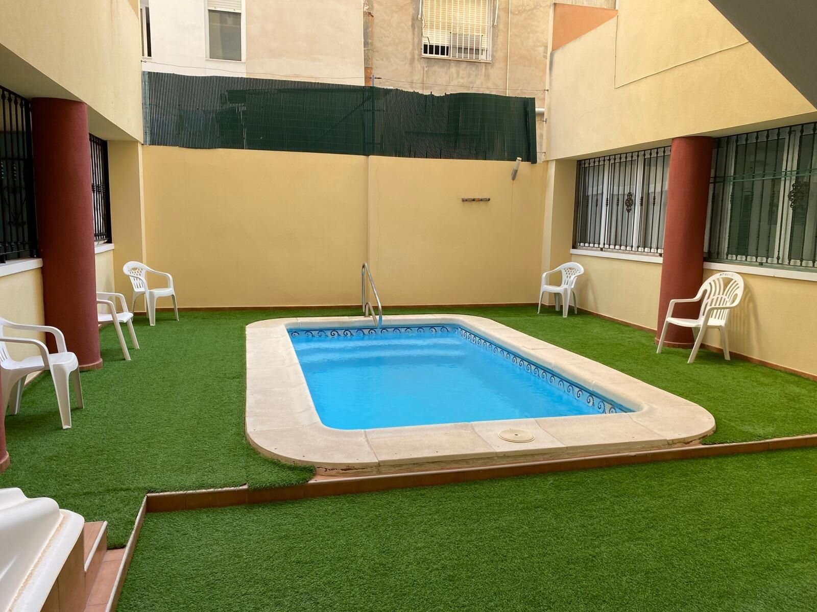 2-Bedroom Apartment in Estacion de Autobuses, Torrevieja - Image 1