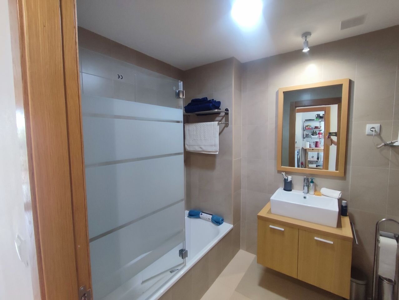 2-Bedroom Apartment in Sucina - Image 23