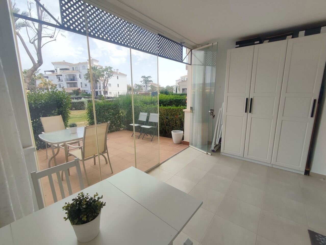 2-Bedroom Apartment in Sucina - Image 27