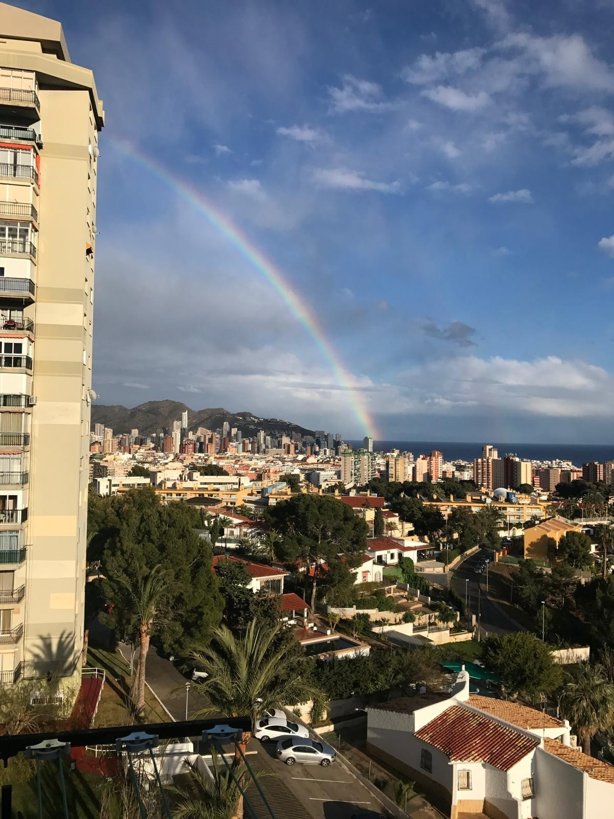 2-Bedroom Middle Floor Apartment in Benidorm | Sunny Cas... - Image 7