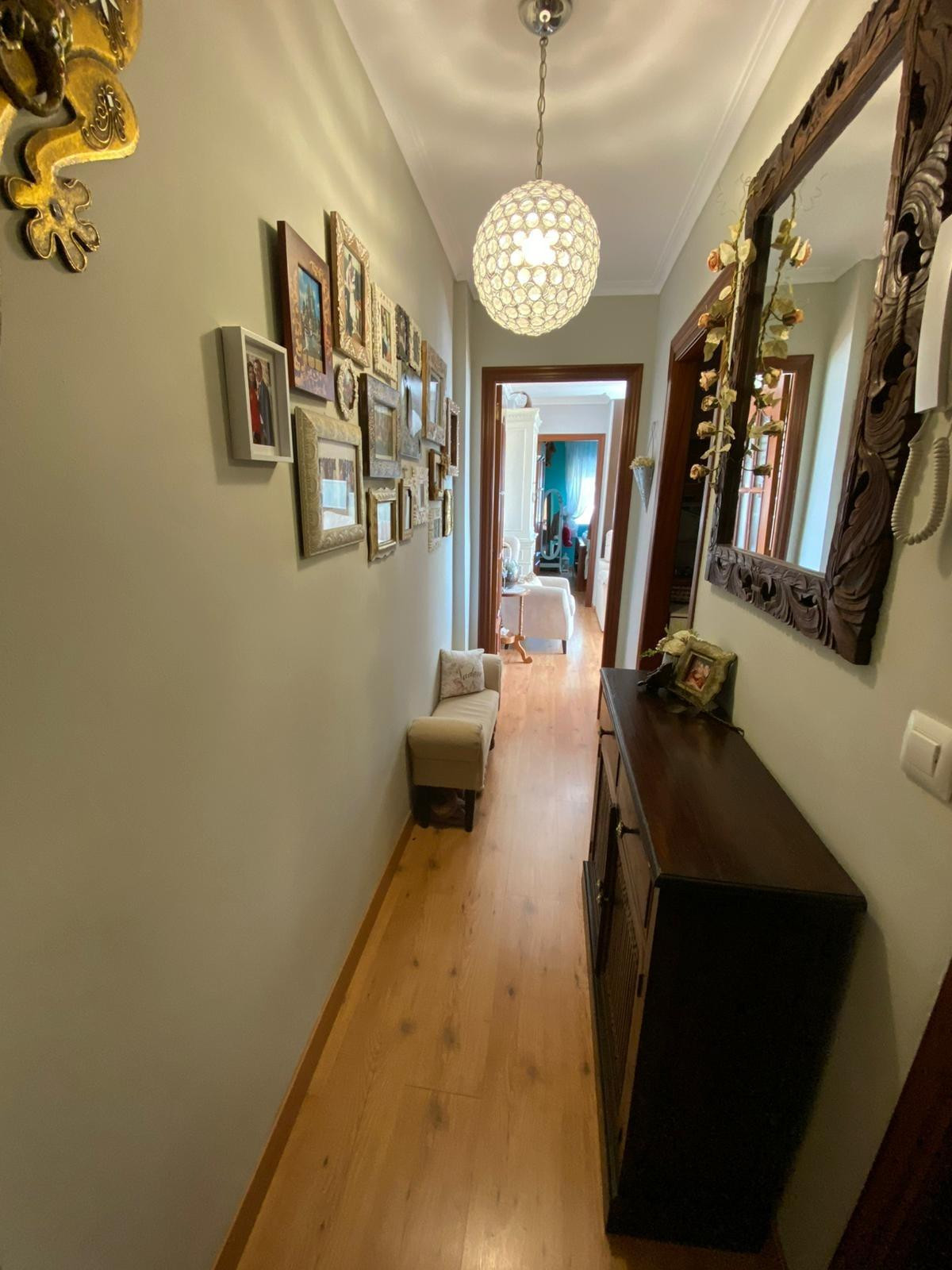 2-Bedroom Middle Floor Apartment in Benidorm | Sunny Cas... - Image 9