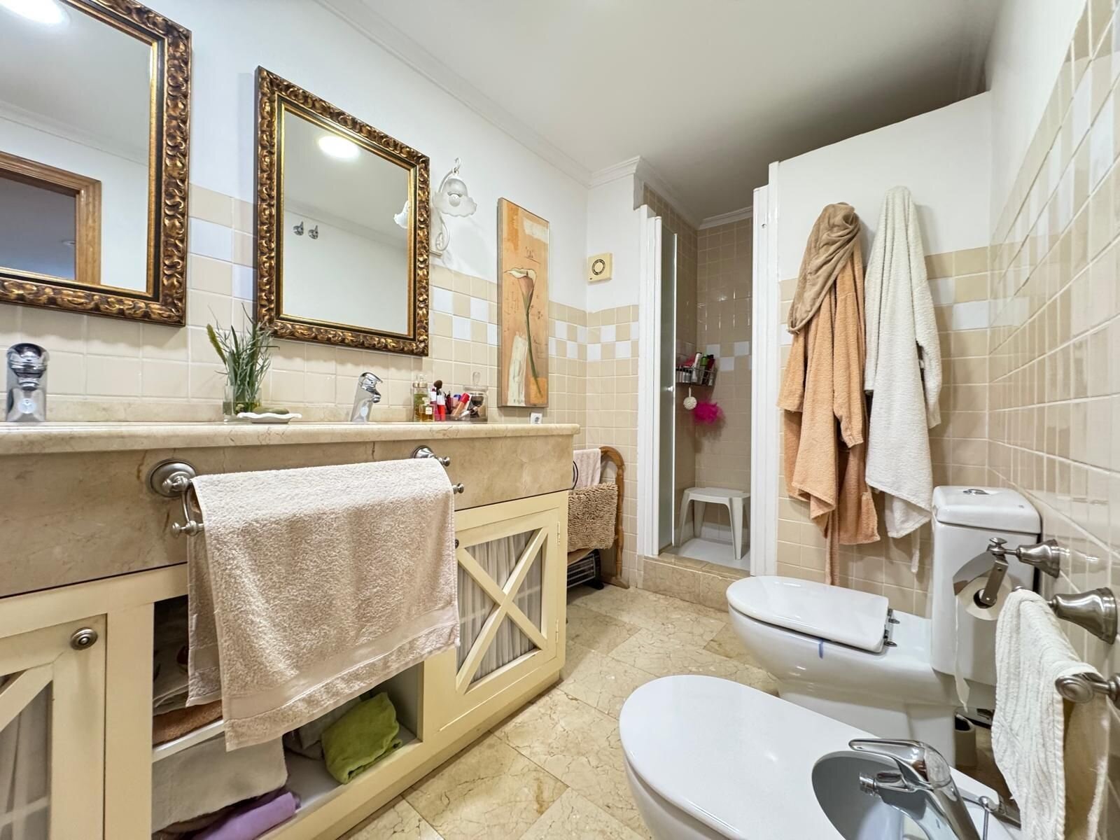 4-Bedroom Apartment in Torrevieja, Torrevieja - Image 24