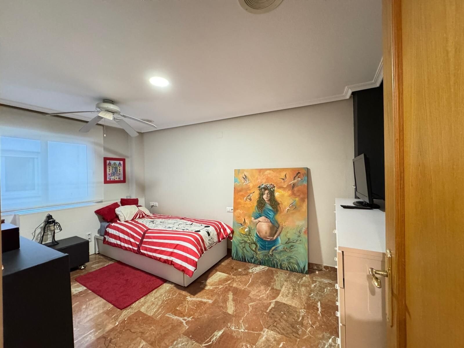 4-Bedroom Apartment in Torrevieja, Torrevieja - Image 29