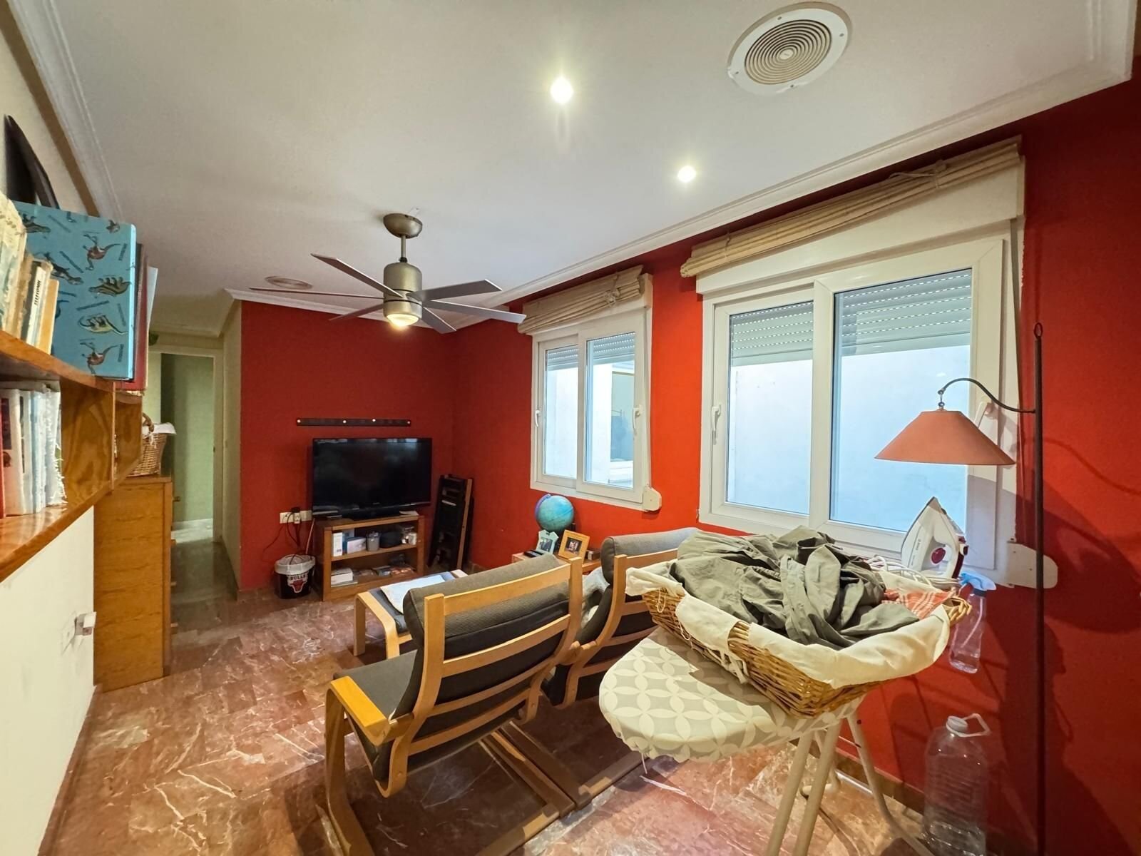 4-Bedroom Apartment in Torrevieja, Torrevieja - Image 39