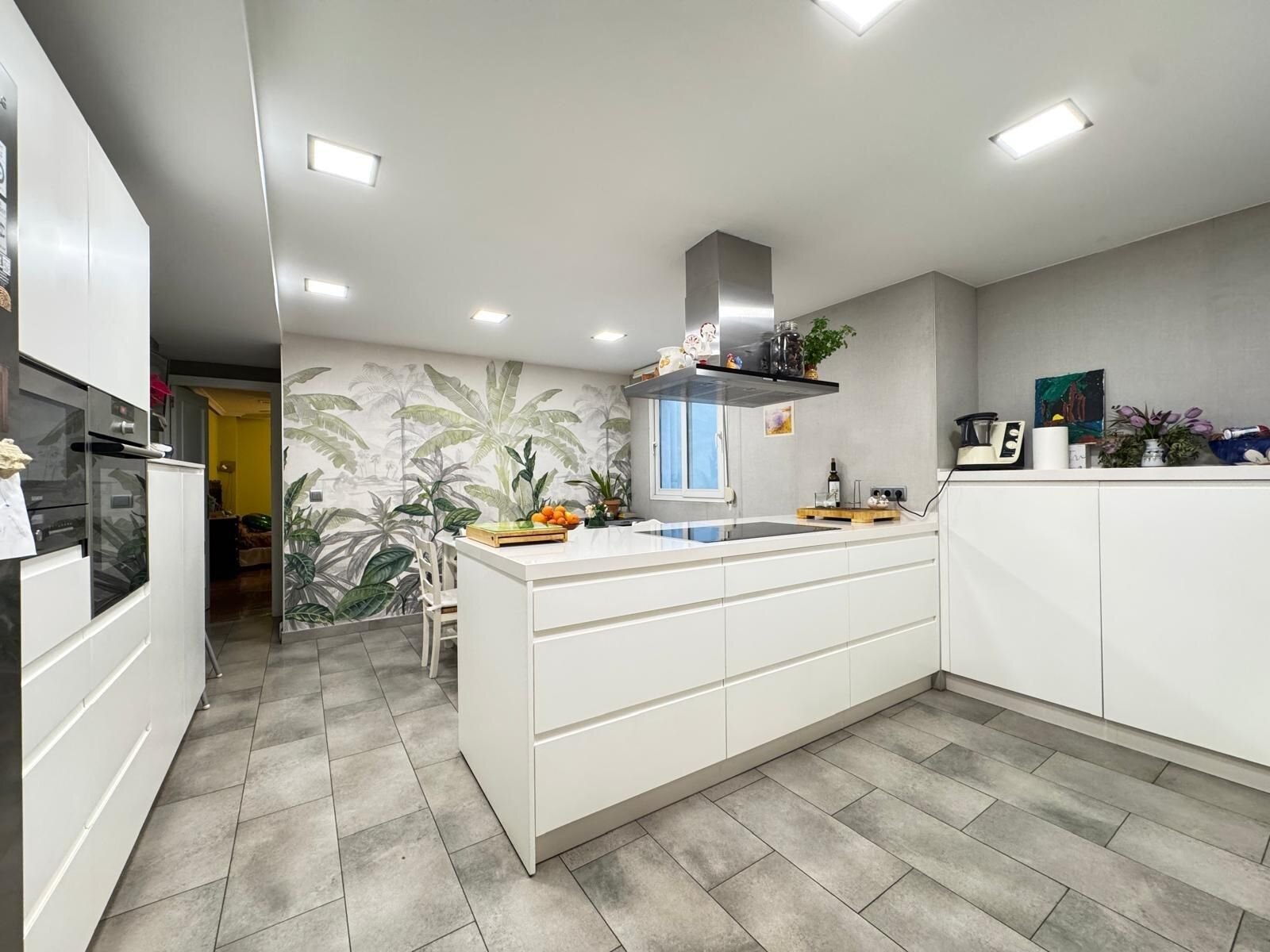 4-Bedroom Apartment in Torrevieja, Torrevieja - Image 50