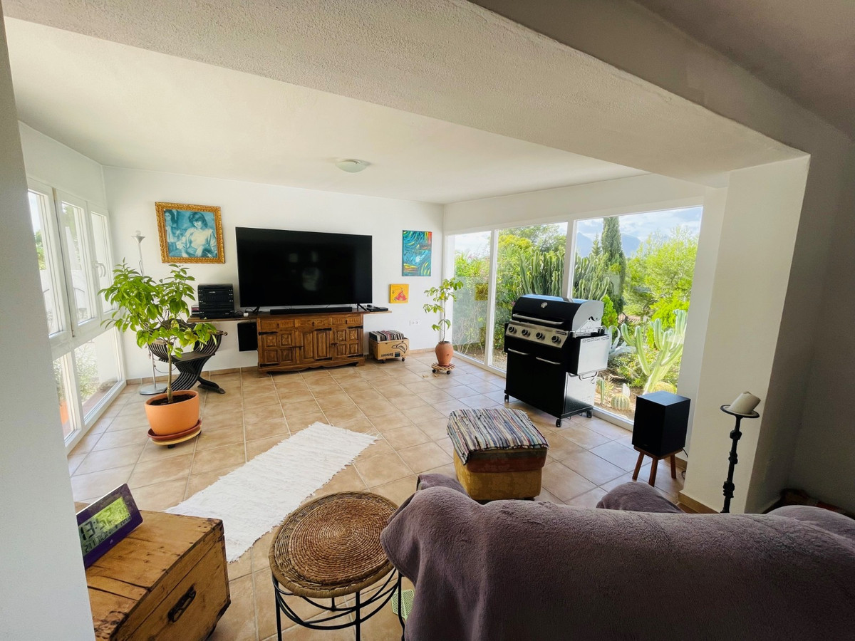 6-Bedroom Detached House in  Altea | Sunny Casas - Costa ... - Image 11