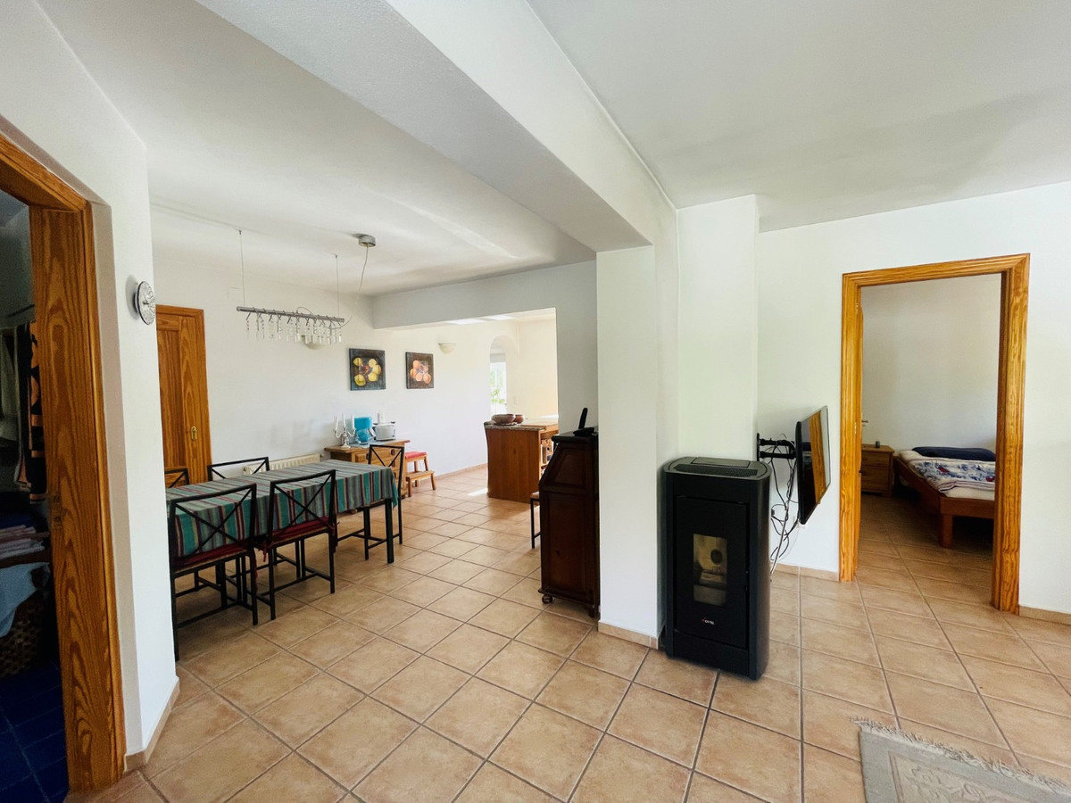 6-Bedroom Detached House in  Altea | Sunny Casas - Costa ... - Image 18