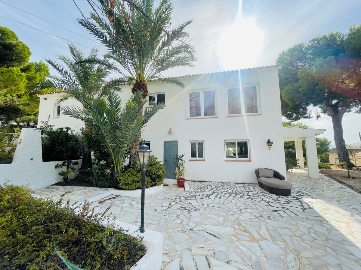 6-Bedroom Detached House in  Altea | Sunny Casas - Costa ... - Image 3