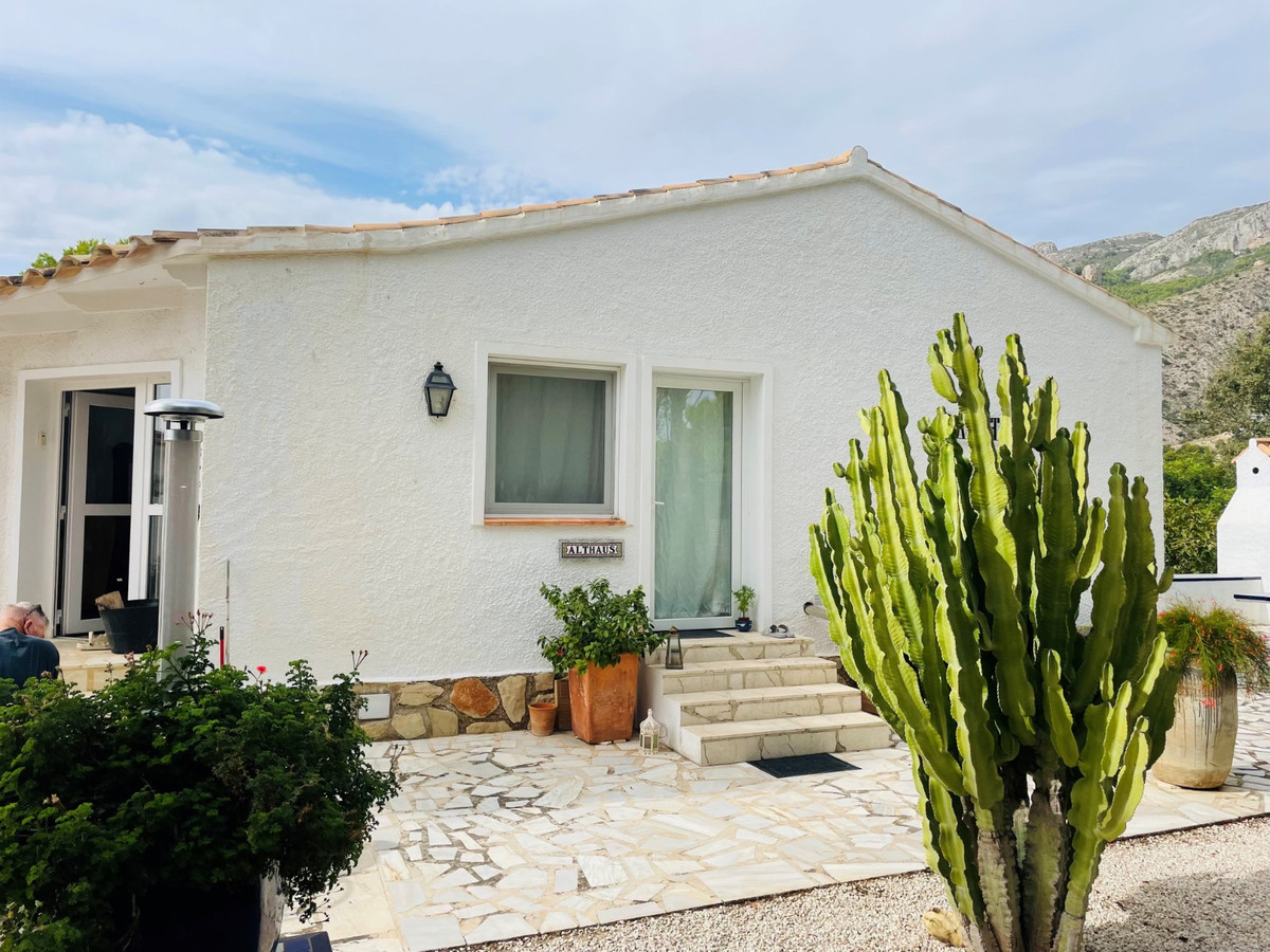 6-Bedroom Detached House in  Altea | Sunny Casas - Costa ... - Image 8