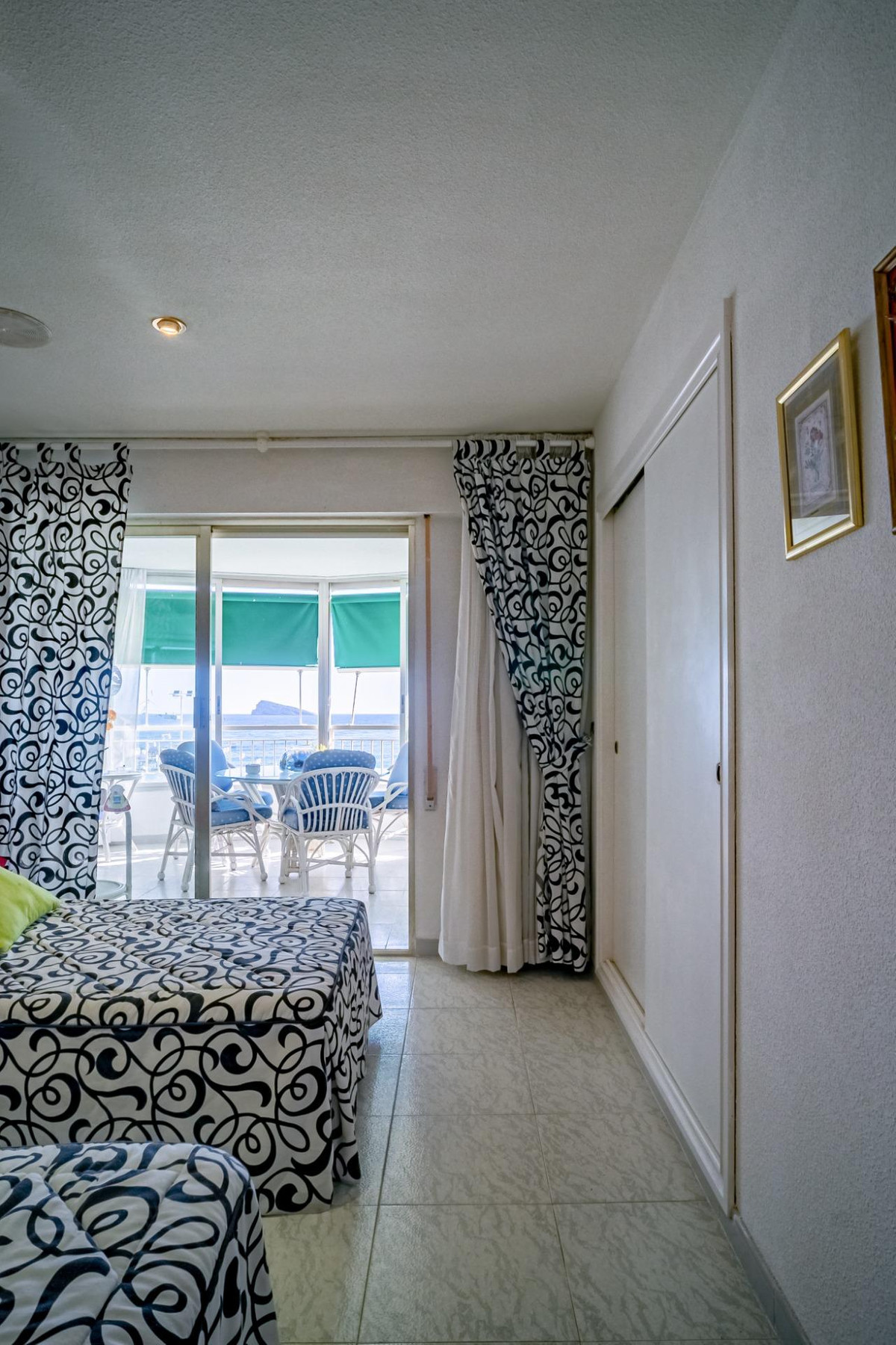 4-Bedroom Middle Floor Apartment in  Benidorm | Sunny Cas... - Image 25