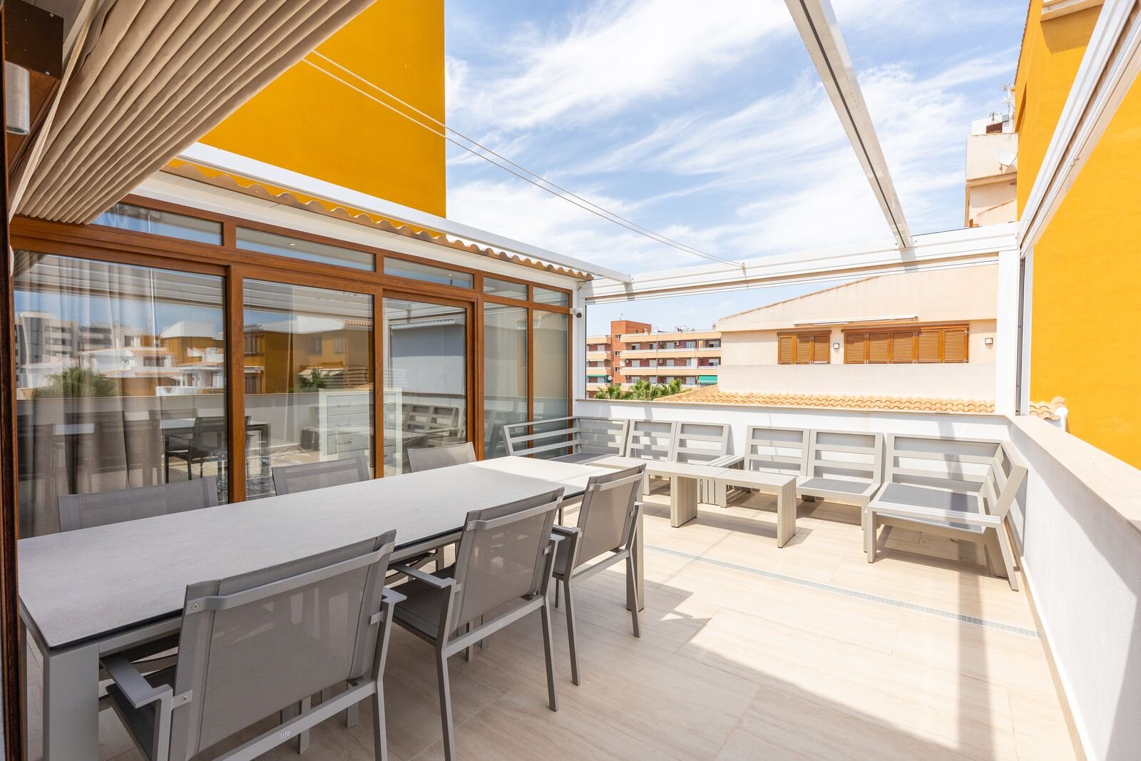 3-Bedroom Apartment in Punta Prima, Torrevieja - Image 11
