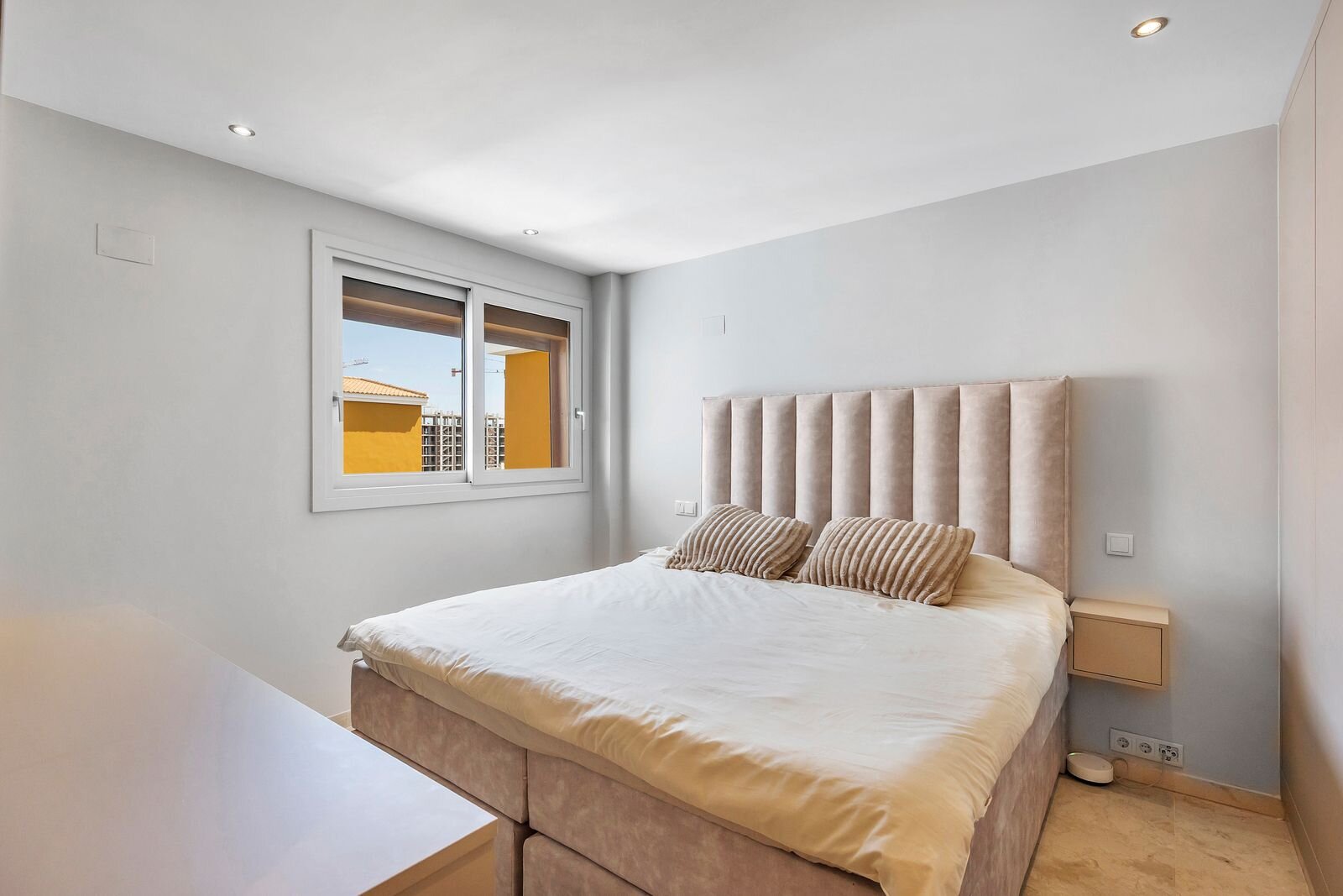3-Bedroom Apartment in Punta Prima, Torrevieja - Image 14