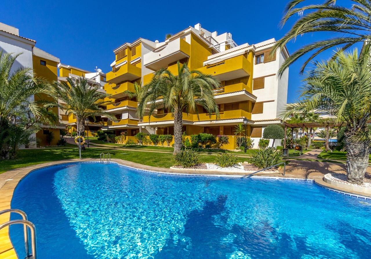 3-Bedroom Apartment in Punta Prima, Torrevieja - Image 26