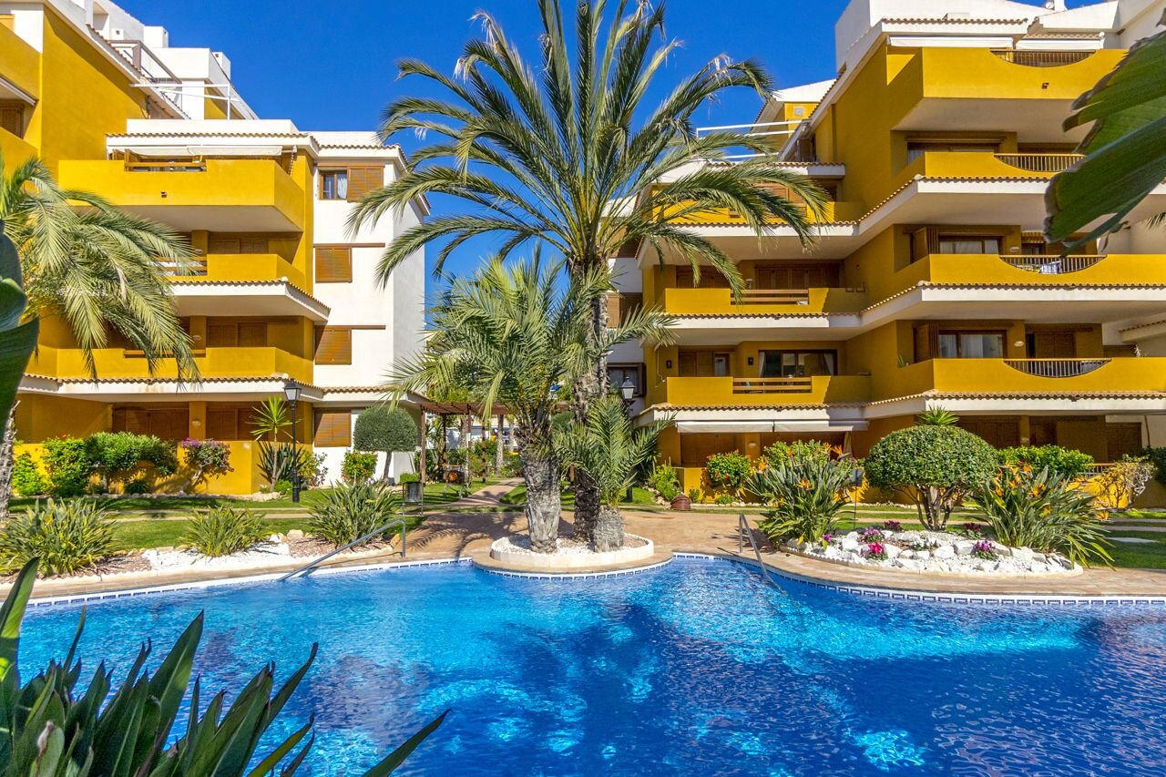 3-Bedroom Apartment in Punta Prima, Torrevieja - Image 33