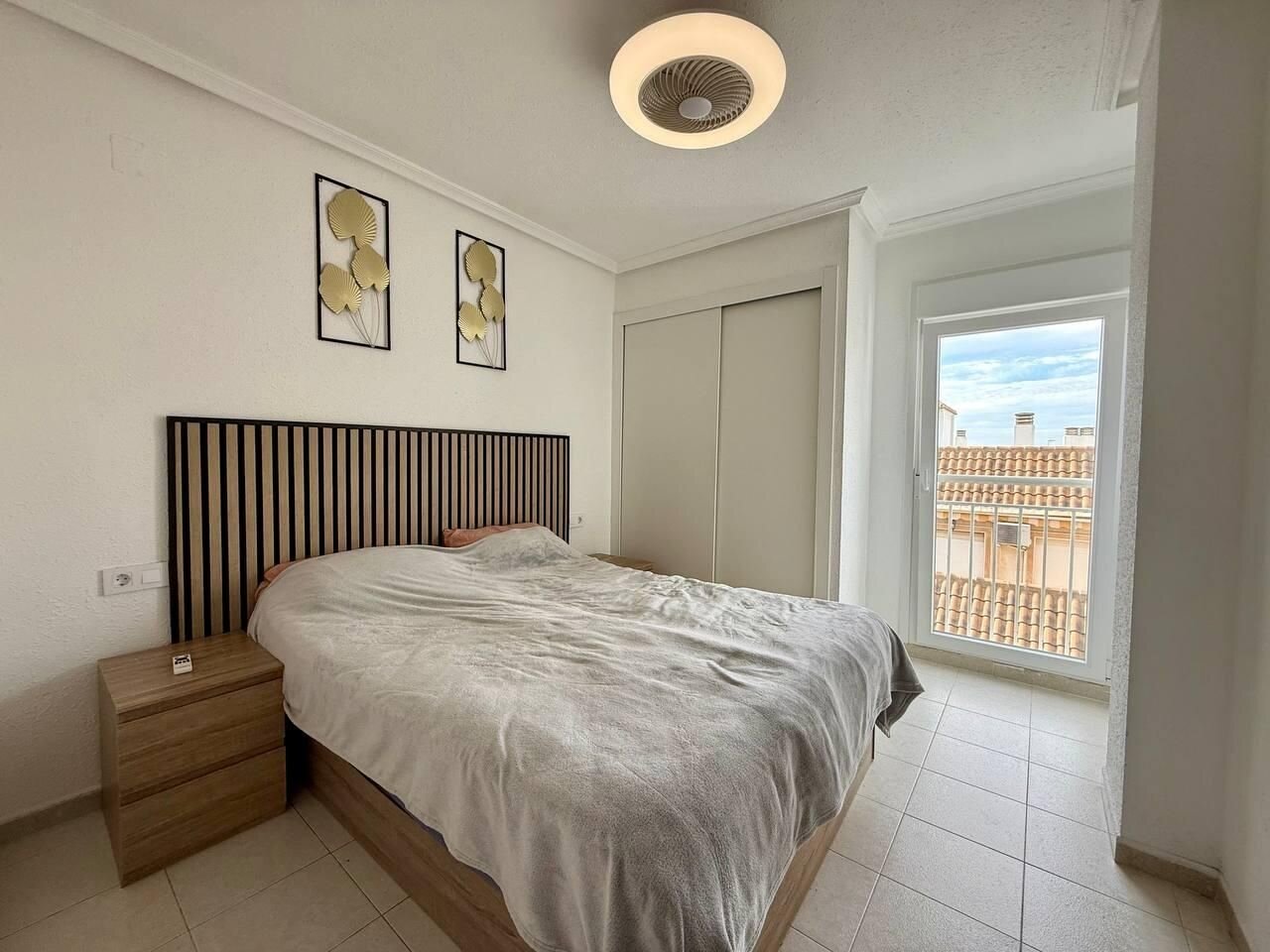 2-Bedroom Apartment in Acequion, Torrevieja - Image 12